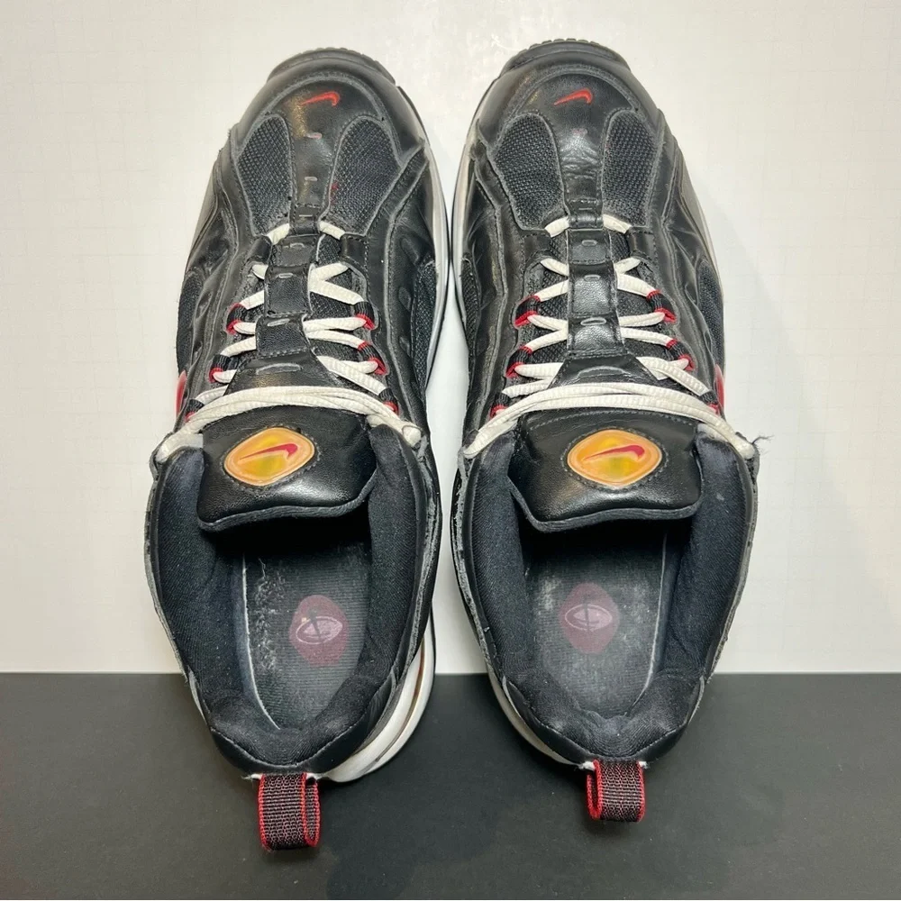Mens Vintage NIKE Air Black Leather Athletic Shoes / Size 11